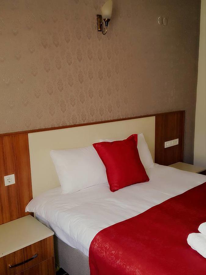 Deniz Hotel Yenifoca Εξωτερικό φωτογραφία
